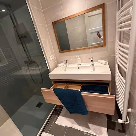 Le Beau Milo 2 Chambres Coeur De Ville Avec Balcon Netflix Le Creusot Buitenkant foto
