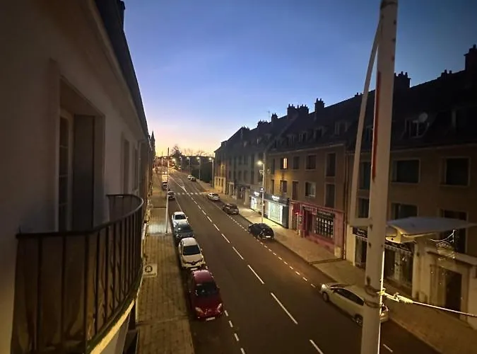 Le Beau Milo 2 Chambres Coeur De Ville Avec Balcon Netflix